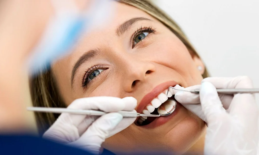 pH orale, saliva e rischio cariogeno: il ruolo dell’igienista dentale nella prevenzione quotidiana