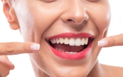 Yellow Teeth? Fight Acidity for a Youthful Smile